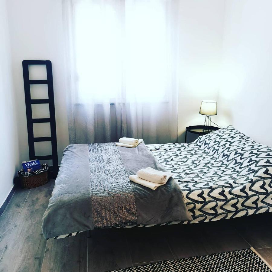 Apartment4Two - Studioapartment ヴィル エクステリア 写真